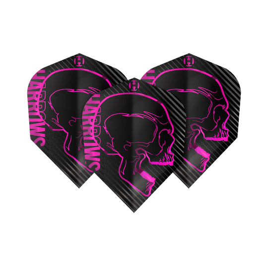 Loty Harrows Rage Pink nr 6 Das Bild zeigt drei schwarze Dartflights mit einem auffälligen pinken Totenkopf-Design. Auf den Flights steht seitlich in pink der Schriftzug "Harrows".