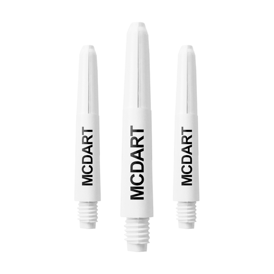 Auf dem Bild sind drei weiße Dartschäfte mit dem Aufdruck "MCDART" zu sehen. Sie bestehen aus Nylon und haben ein Schraubgewinde am unteren Ende.