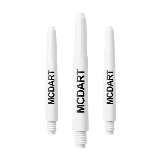 Auf dem Bild sind drei weiße Dart-Schäfte aus Nylon zu sehen. Auf jedem Schaft steht der Schriftzug "MCDART".