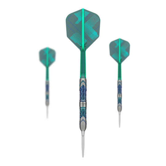 Das Bild zeigt drei Steeldarts des Produkts "Target Japan Kaze Series Ceros 03" mit einem modernen, türkisfarbenen Design. Die Spitzen sind silbern und die Flights haben ein auffälliges, grafisches Muster.