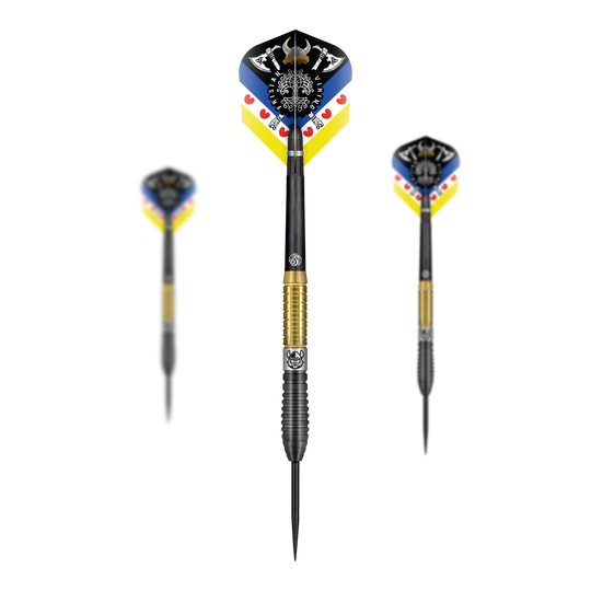 Das Bild zeigt den Steeldart "Shot Pro Series Jitse Van Der Wal" mit einem Gewicht von 24 Gramm. Der Dart hat einen schwarzen und goldenen Griff sowie bunte Flights mit auffälligem Muster.