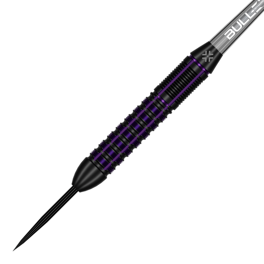 Strzałki Bullet Toxic Brass Steel Darts - 23g Hier ist das Produkt Bullet Toxic Brass Steeldarts - 23g zu sehen. Diese Steeldarts bestehen aus Messing und wiegen 23 Gramm.