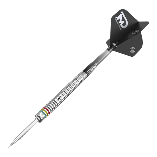 Rzutki Bulls Martijn Dragt Steel - 24g Auf dem Bild ist ein Bulls Martijn Dragt Steeldart mit einem Gewicht von 24g zu sehen. Der Dartpfeil hat einen silbernen, gerillten Schaft und schwarze Flights mit weißer Aufschrift.