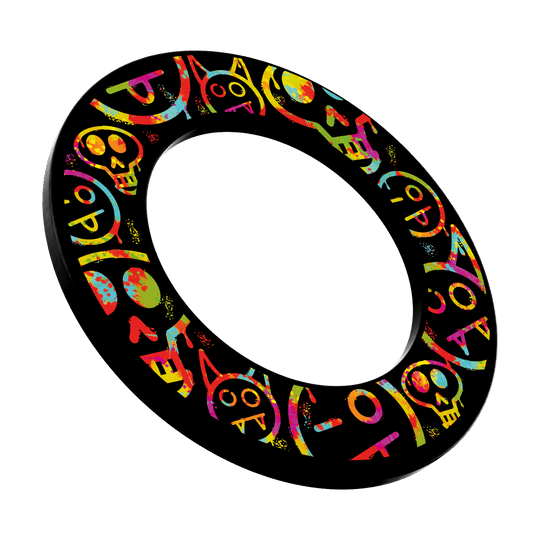 Tarcza do darta McDart Graffiti Emojis Das Bild zeigt ein buntes Dartboard Surround mit Graffiti-Smilies von McDart. Die Umrandung schützt die Wand beim Dartspielen.