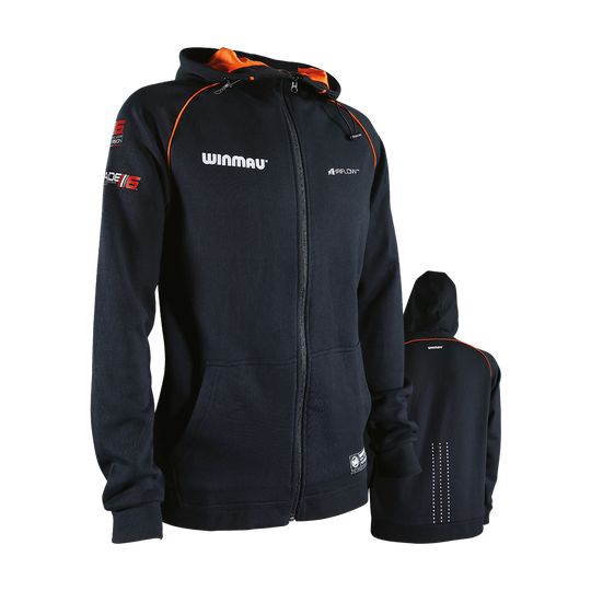 8418_Winmau_Pro-Line_Blade6_Hoodie_Kaputzenjacke_0 Die Abbildung zeigt die Winmau Pro-Line Blade 6 Hoodie Kapuzenjacke in Schwarz mit orangefarbenen Akzenten. Auf der Vorderseite sind Logos aufgedruckt und die Rückseite zeigt ein dezentes Punktmuster.