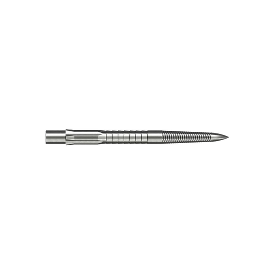 Das Bild zeigt eine silberne Steeldartspitze mit feinem Mikrorillen-Grip. Die Spitze ist gerade und hat eine Länge von 28 mm.