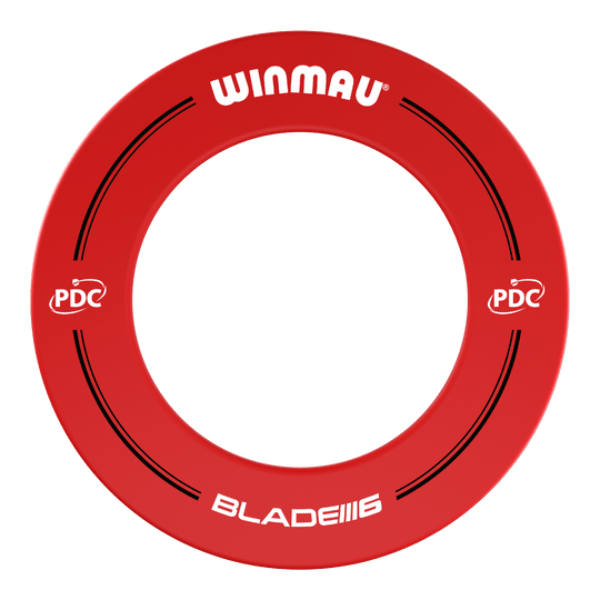 Obudowa tarczy do darta Winmau PDC – czerwona Das Bild zeigt einen roten Dartboard-Surround der Marke Winmau mit der Aufschrift "BLADE 6". Auf dem Ring sind außerdem PDC-Logos und schwarze Designelemente zu sehen.