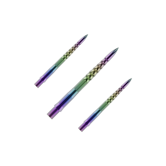 Końcówki do lotek Mission Caliburn EVO - Ripple - Coral Auf dem Bild sind drei bunte Steeldartspitzen zu sehen. Sie haben ein metallisch glänzendes, geripptes Design in verschiedenen Farben.