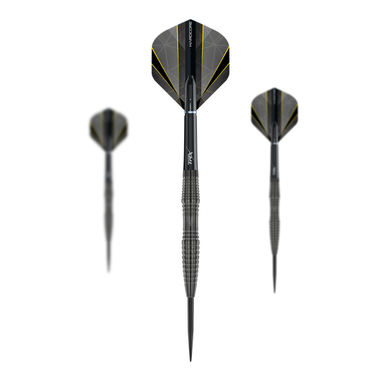 Das Bild zeigt drei Steeldarts des Modells "Red Dragon Seren 3 Onyx". Die Darts haben ein schwarz-gelbes Design und sind mit geriffeltem Griff versehen.