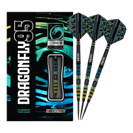 Czerwone lotki Dragonfly 95 ze stali stożkowej w kolorze czarnym Die Abbildung zeigt das Produkt "Red Dragon Dragonfly 95 Black Tapered Steeldarts" mit moderner, bunter Verpackung. Drei schwarze Steeldarts mit farbigen Akzenten und speziellen Flights sind daneben zu sehen.