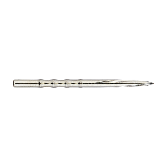 Stalowe końcówki do lotek Unicorn Volute Scalloped Das Bild zeigt eine silberne Steeldartspitze mit einem gerillten Design. Die Spitze ist schlank und hat eine profilierte, leicht gewellte Oberfläche.