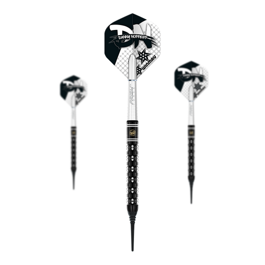 Miękkie rzutki Winmau Danny Noppert Freeze Edition - 20g Das Bild zeigt drei Winmau Danny Noppert Freeze Edition Softdarts mit einem Gewicht von 20g. Die Darts haben schwarze und silberne Details sowie speziell designte Flights.