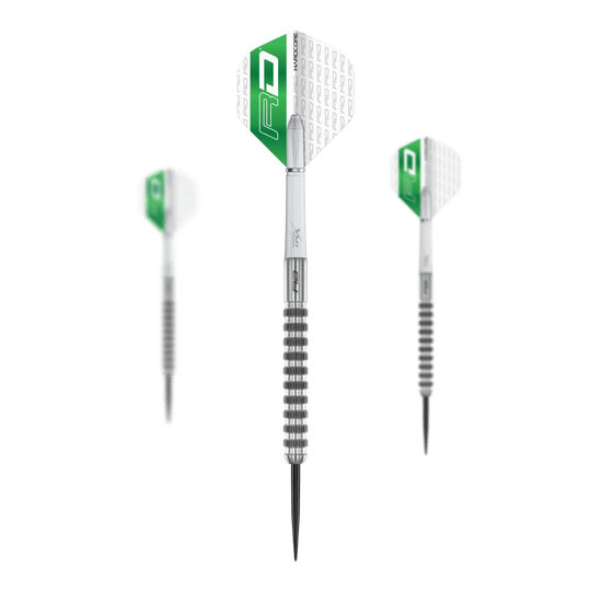 Stalowe lotki Red Dragon Javelin Speedline Das Bild zeigt drei Steeldarts des Produkts "Red Dragon Javelin Speedline". Die Darts haben silberne Spitzen und grün-weiße Flights mit dem RD-Logo.