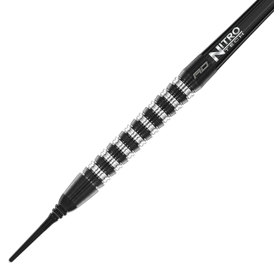 Das Bild zeigt den Red Dragon Razor Edge Elite Softdart mit einem Gewicht von 20 Gramm. Der Dart hat ein schwarzes und silbernes Rillen-Design sowie eine schwarze Spitze.