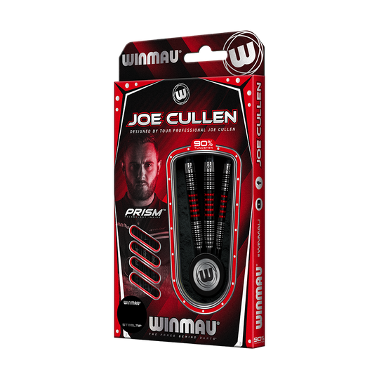 1462_Winmau_Joe_Cullen_90_Steeldarts_3 Auf dem Bild ist eine Packung "Winmau Joe Cullen Steeldarts" zu sehen. Die Verpackung ist überwiegend rot und schwarz gestaltet und zeigt drei Darts sowie ein Porträt von Joe Cullen.