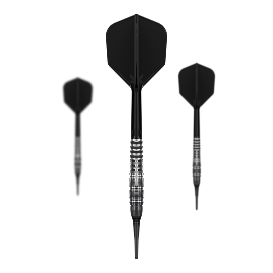 Miękkie lotki Target Black Marque Blaze – 18 g Das Bild zeigt die Target Black Marque Blaze Softdarts - 18g als Set. Dieses Set eignet sich hervorragend für Dartspieler.