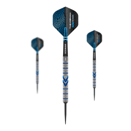Stalowe lotki Red Dragon Gerwyn Price Iceman Midnight Edition Das Bild zeigt die Steeldarts "Red Dragon Gerwyn Price Iceman Midnight Edition". Die Darts haben ein silbernes und blaues Design mit auffälligen schwarzen Flights.