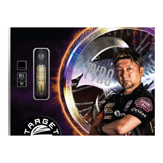 Lotki stalowe Target Japan Pyro GEN11 Swiss Point - 22 g Die Abbildung zeigt die Verpackung der Target Japan Pyro GEN11 Swiss Point Steeldarts – 22g. Auf der Verpackung sind ein Dartpfeil und eine Person neben einem großen "PYRO"-Schriftzug zu sehen.