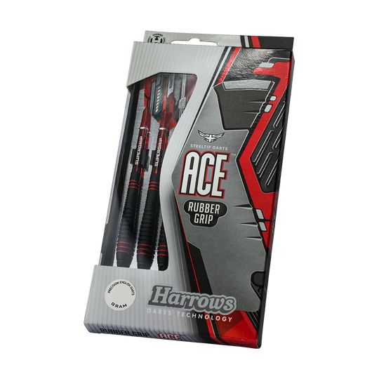 HA13722_Harrows_ACE_Rubber_Grip_Softdarts_3 Das Bild zeigt eine Packung Harrows ACE Rubber Grip Softdarts. Die Verpackung ist überwiegend grau und rot gestaltet und zeigt die Darts mit schwarzem Griff durch ein Sichtfenster.