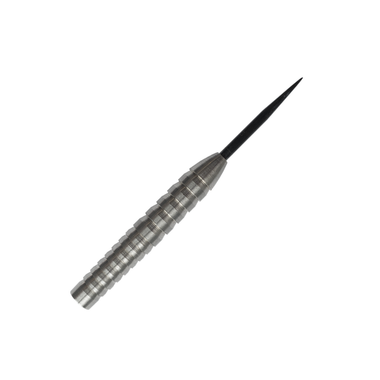 Das Bild zeigt einen McDart Shark 2 Tungsten Steeldart Barrel mit einem Gewicht von 21g. Der Dart hat eine silberne, gerillte Oberfläche und eine schwarze Spitze.