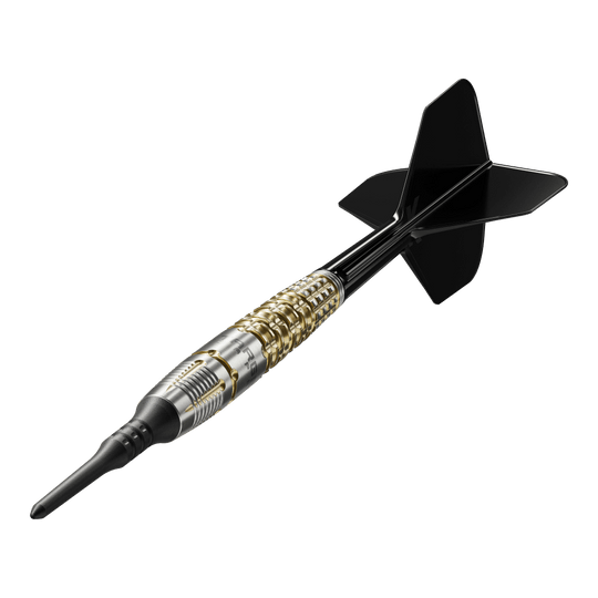 Dies ist der Target Japan Black Marque Warrior Softdart mit einem Gewicht von 18,5 Gramm. Er besitzt ein elegantes Design mit goldenen und silbernen Akzenten sowie schwarzen Flights.
