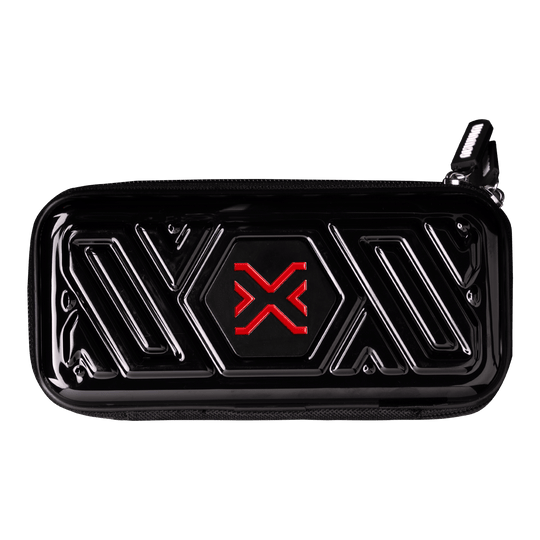 Auf dem Bild befindet sich der Artikel 8534_Winmau_Blade_X_Armor_G1_Dartwallet_1. Es scheint ein Produkt aus dem Dartbereich zu sein.