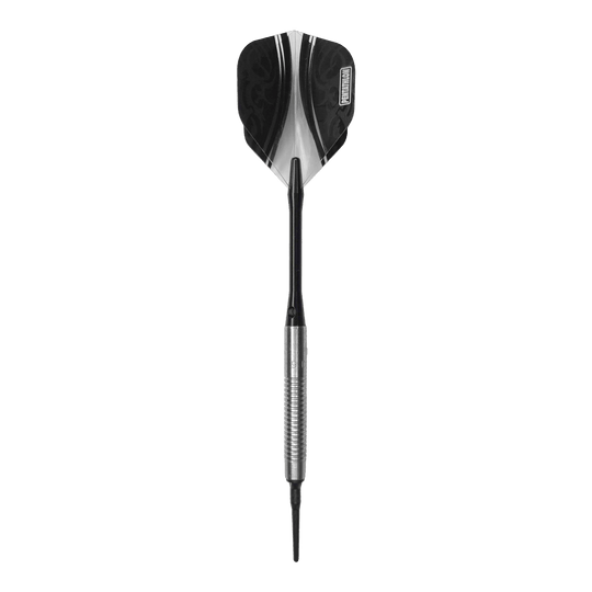 Lotki miękkie McDart 85 Tungsten V21 - 18,5 g Das Bild zeigt einen McDart 85er Tungsten V21 Softdart mit einem Gewicht von 18,5g. Der Dart hat eine silberne, gerillte Barrel und schwarze Flights.