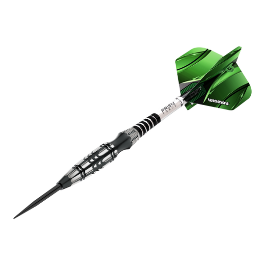 Das Bild zeigt einen Winmau Sniper Special Edition V2 Steeldart. Der Dart hat ein modernes Design mit einem schwarzen und silbernen Schaft sowie grünen Flights.
