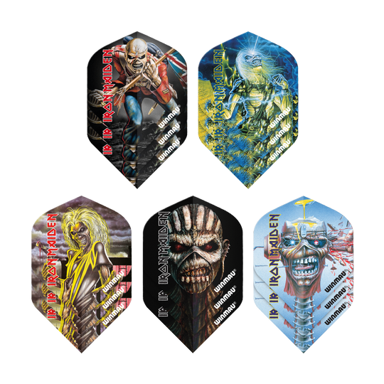 Winmau Iron Maiden Flight Selector Das Bild zeigt fünf verschiedene Dart-Flights mit Iron Maiden-Motiven der Marke Winmau. Jeder Flight hat ein einzigartiges Design im Stil der bekannten Heavy-Metal-Band.
