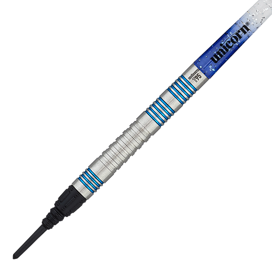 Unicorn T95 Core XL Blue miękkie lotki Dies ist ein Unicorn T95 Core XL Blue Softdart. Der Dart hat silberne Rillen mit blauen Akzenten und einen blauen Schaft.