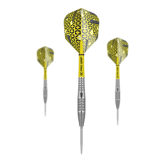 Stalowe lotki Target Bolide 05 Swiss Point Das Bild zeigt drei Target Bolide 05 Swiss Point Steeldarts mit gelben Flights und silbernen Spitzen. Die Darts haben auffällige Pro Grip Schäfte und ein modernes Design.