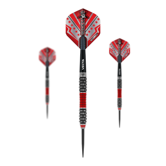 Stalowe lotki Winmau Joe Cullen Rockstar Series RS1 Das Bild zeigt drei Steeldarts der Marke Winmau Joe Cullen Rockstar Series RS1. Die Darts haben rote und schwarze Flights mit dem Schriftzug "Rockstar" und ein auffälliges, farbiges Griffdesign.