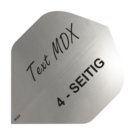 Das Bild zeigt einen silbernen Dartflight mit der Aufschrift "Text MDX" und "4-SEITIG". Der Flight hat eine metallische Oberfläche und eine spezielle Form.