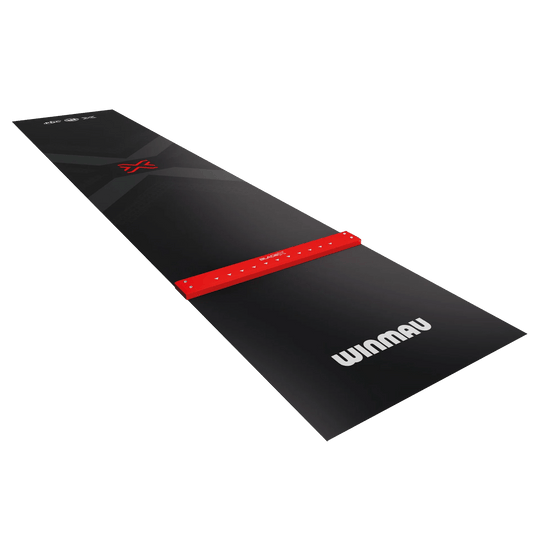 Winmau Blade X PVC Dart Mat Die Abbildung zeigt die Winmau Blade X PVC Dartmatte. Die Matte ist ein Zubehör für Dartspieler und schützt den Boden beim Spielen.