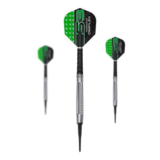 Das Bild zeigt drei Softdarts mit silbernen Spitzen und grün-schwarzen Flights. Auf den Flights steht der Produktname "Harrows Dimplex S3".