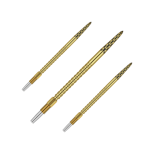 Das Bild zeigt drei goldene Dartspitzen mit feinen Rillen und schwarzen Mustern. Sie sind schlank und haben silberne Spitzen am Ende.