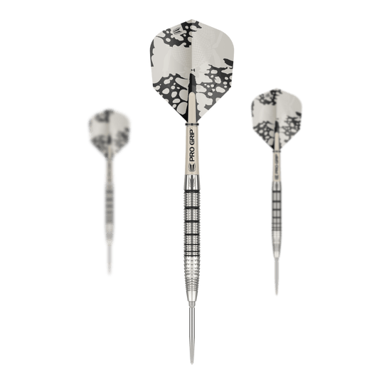Stalowe lotki Target EXO SP02 Swiss Point Das Bild zeigt drei Target EXO SP02 Swiss Point Steeldarts mit modernen, silbernen Flights. Die Darts haben einen geriffelten Griff und sind mit dem Schriftzug "PRO GRIP" versehen.