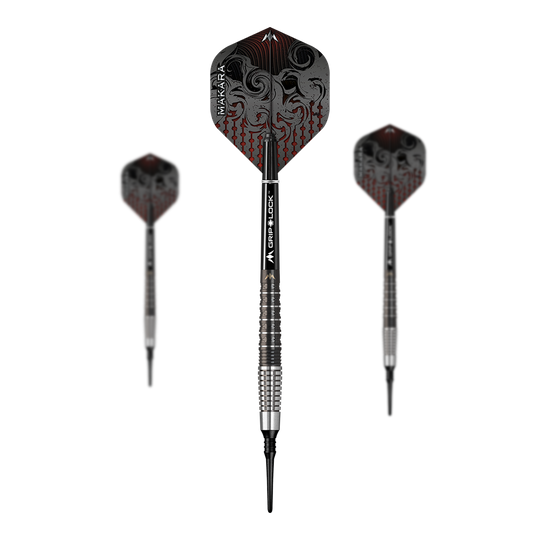 Auf dem Bild sind drei Mission Makara M2 Softdarts mit einem Gewicht von 20g zu sehen. Die Darts haben schwarze Flights mit einem dekorativen Muster und silber-schwarze Griffe.