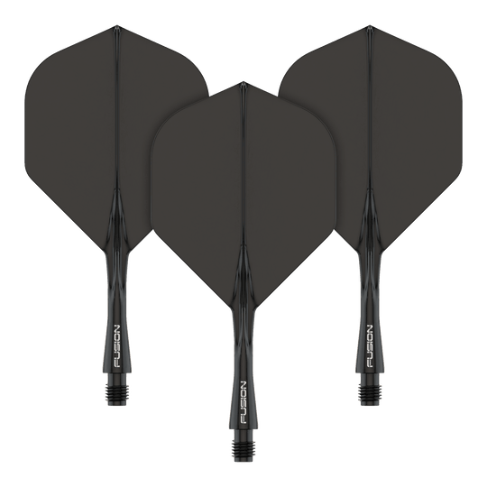 System wałów lotniczych Winmau Fusion Standard Black Das Bild zeigt drei schwarze Dartflights mit integrierten Schäften. Auf den Schäften steht das Wort "FUSION" in weißer Schrift.