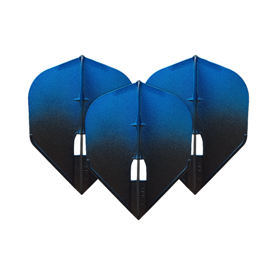Loty L-Style Two Tone L3PRO Auf dem Bild sind drei blaue Dartflights zu sehen. Sie haben ein zweifarbiges Design mit einem Verlauf von Blau zu Schwarz.