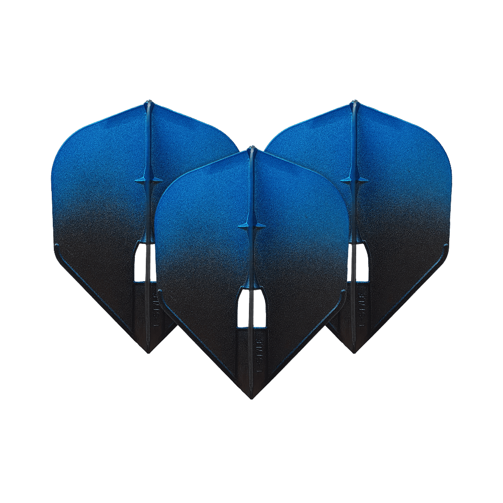 Loty L-Style Two Tone L3PRO Auf dem Bild sind drei blaue Dartflights zu sehen. Sie haben ein zweifarbiges Design mit einem Verlauf von Blau zu Schwarz.